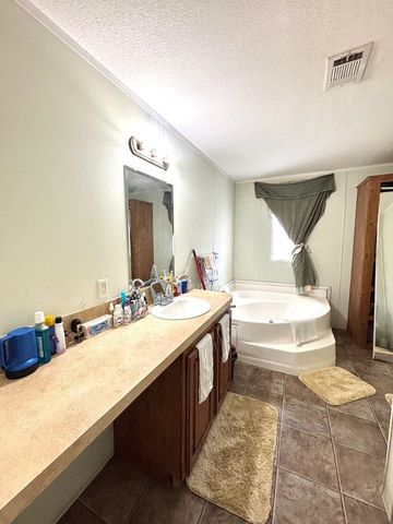 2009 NE Rutherford Road, Lee, FL 32059