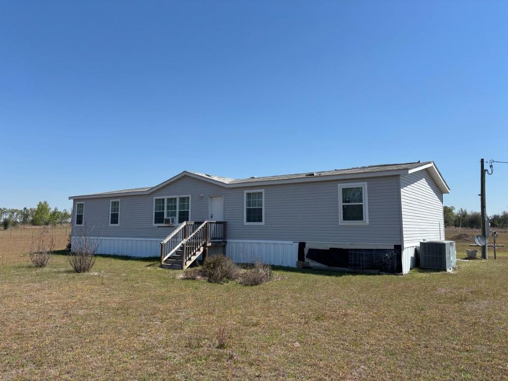 2009 NE Rutherford Road, Lee, FL 32059