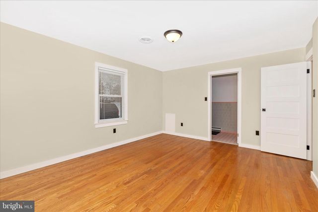 215 BROAD ST, Middletown, MD 21769