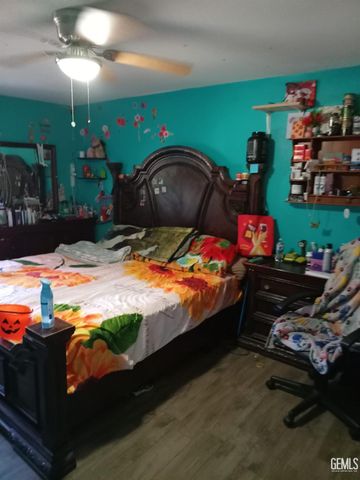 1219 N Ogden Street, Bakersfield, CA 93305