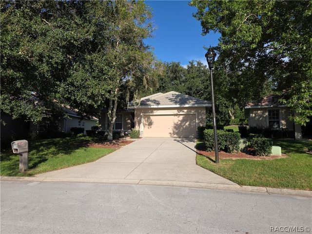 836 W Silver Meadow Loop, Hernando, FL 34442
