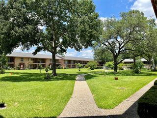 7600 Burgoyne Road 240, Houston, TX 77063