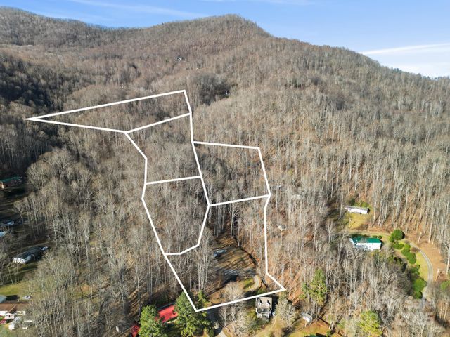 481 Sugar Mountain Road, Waynesville, NC 28785