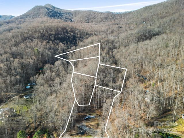 481 Sugar Mountain Road, Waynesville, NC 28785