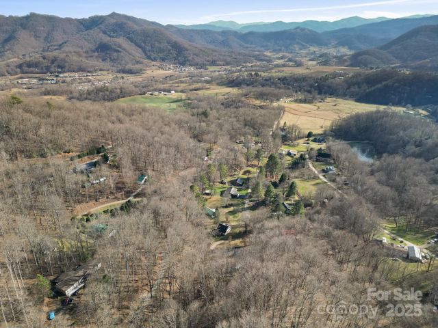 481 Sugar Mountain Road, Waynesville, NC 28785