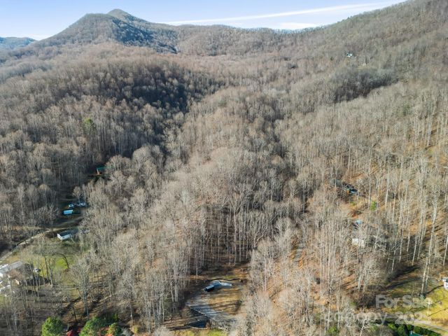 481 Sugar Mountain Road, Waynesville, NC 28785