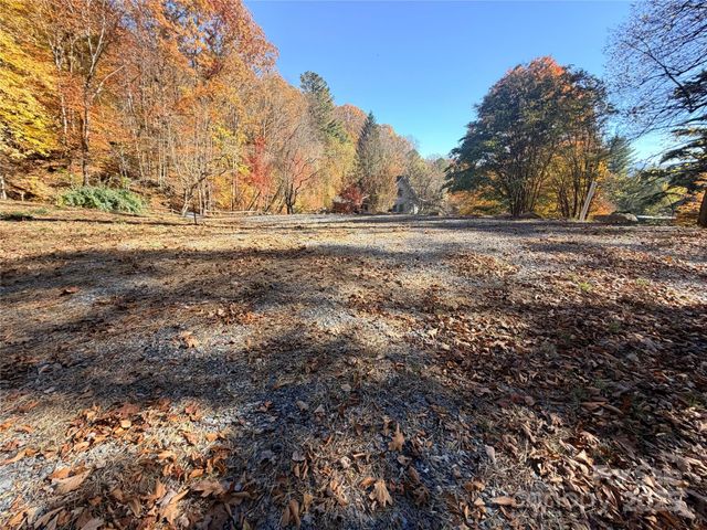 481 Sugar Mountain Road, Waynesville, NC 28785