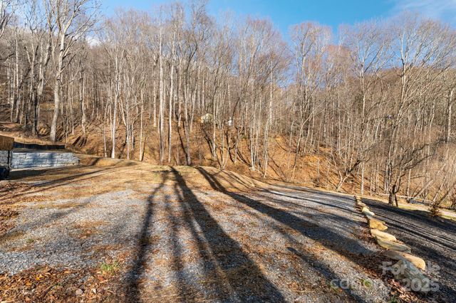 481 Sugar Mountain Road, Waynesville, NC 28785