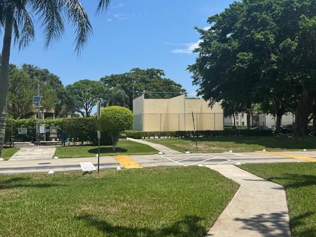 4969 Sable Pine Circle D1, West Palm Beach, FL 33417