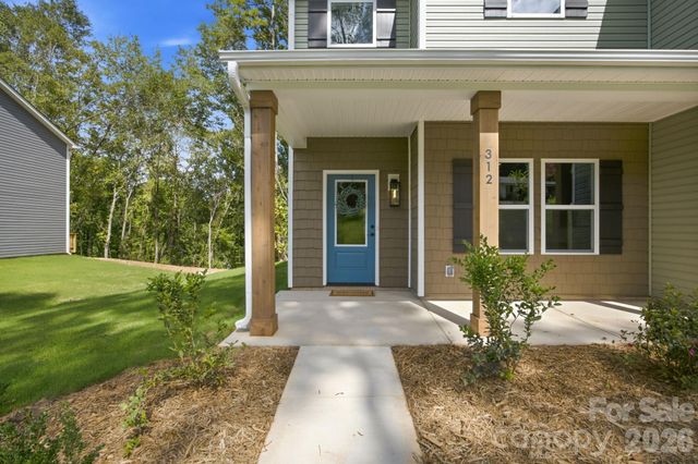 312 North Street, Dallas, NC 28034
