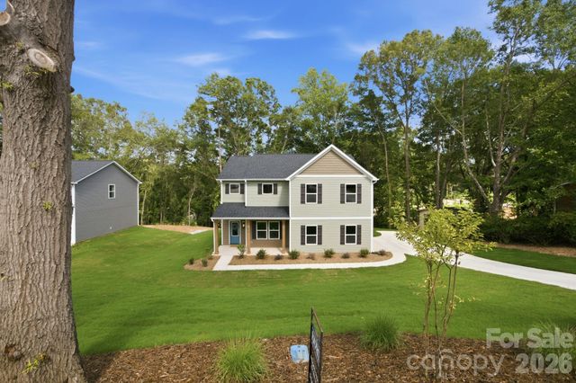 312 North Street, Dallas, NC 28034