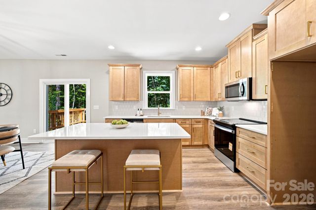 312 North Street, Dallas, NC 28034