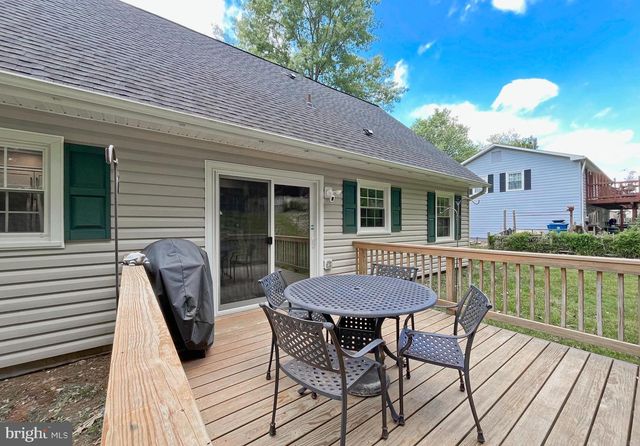12833 POINT PLEASANT DR, Fairfax, VA 22033