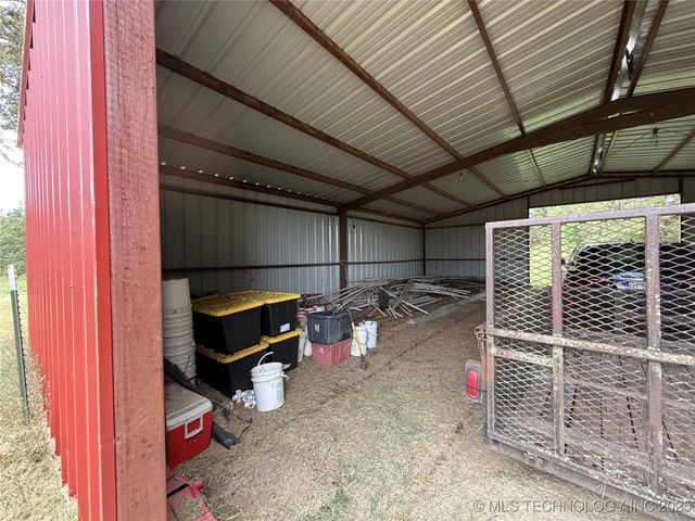 3473 SE 1083 Avenue, Red Oak, OK 74563