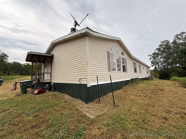 3473 SE 1083 Avenue, Red Oak, OK 74563