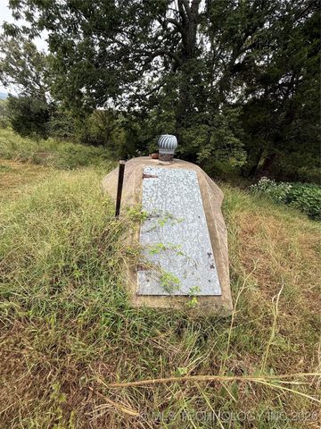 3473 SE 1083 Avenue, Red Oak, OK 74563