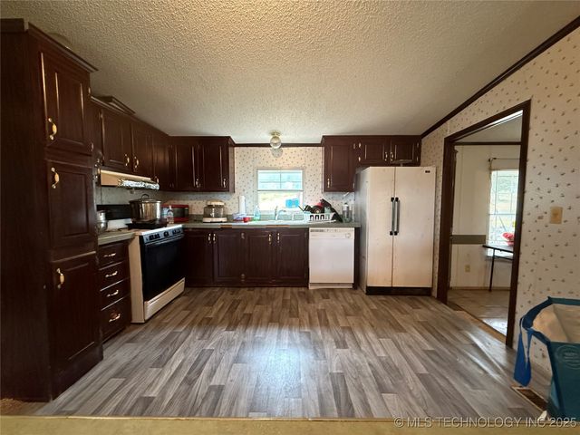 3473 SE 1083 Avenue, Red Oak, OK 74563