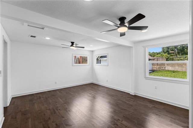 222 N 18th Street, Kansas City, KS 66102