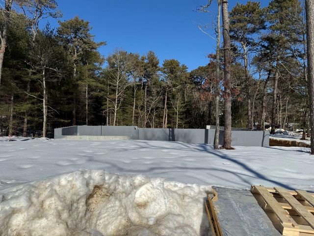 8 Osprey Court, Mashpee, MA 02649