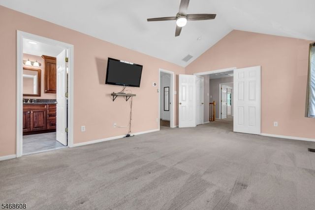 44 Plantation Rd, Readington Twp., NJ 08889