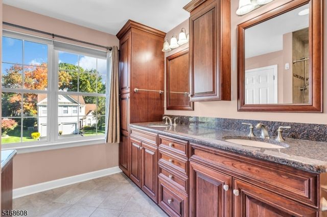 44 Plantation Rd, Readington Twp., NJ 08889