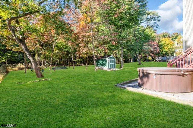 44 Plantation Rd, Readington Twp., NJ 08889