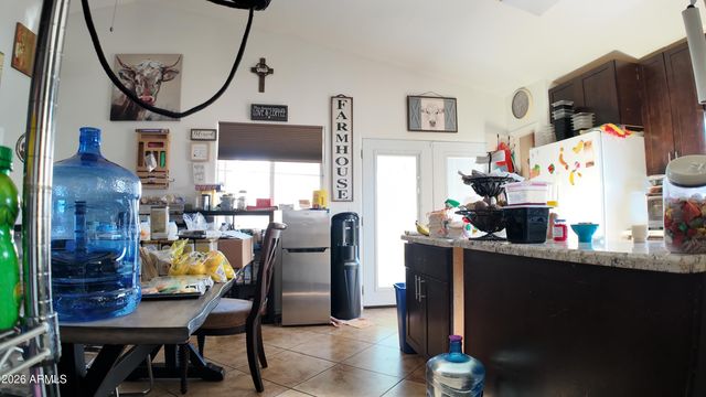 7766 W MYRTLE Avenue, Glendale, AZ 85303