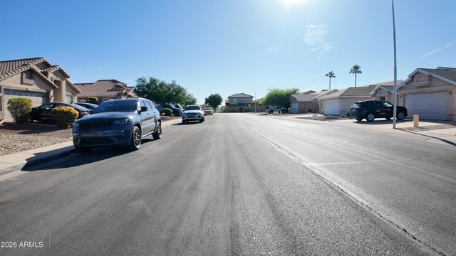 7766 W MYRTLE Avenue, Glendale, AZ 85303