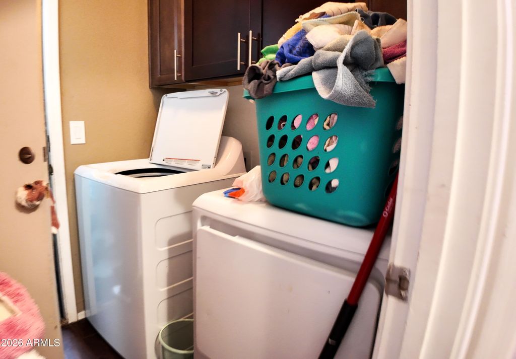 Image 16 of property listing at 7766 W MYRTLE Avenue, Glendale, AZ 85303