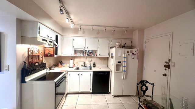 250 174th Street 2012, Sunny Isles Beach, FL 33160