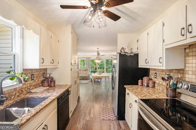 375 Buckwood Trail, Cornelia, GA 30531