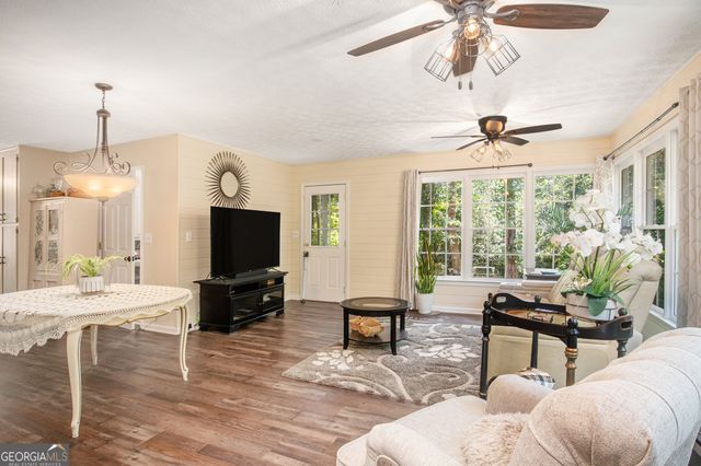 375 Buckwood Trail, Cornelia, GA 30531