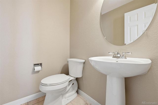 9837 W Vandeventor Drive, Littleton, CO 80128