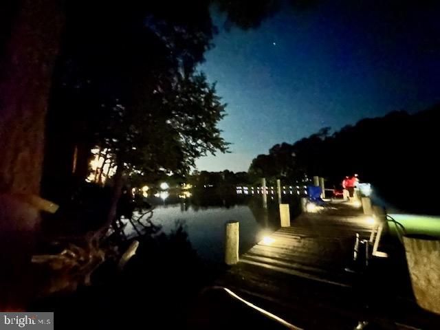 408 SMITH POINT RD, Reedville, VA 22539