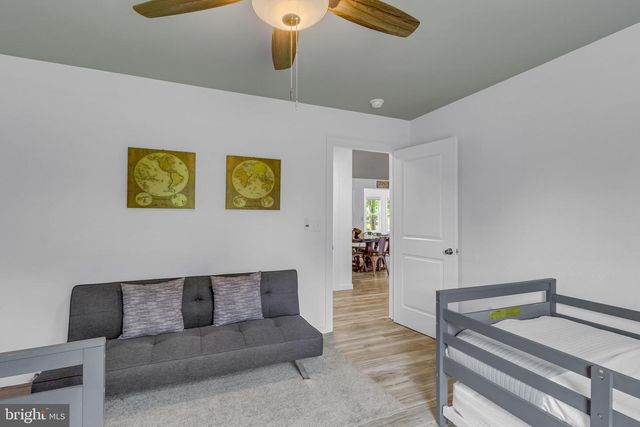 408 SMITH POINT RD, Reedville, VA 22539