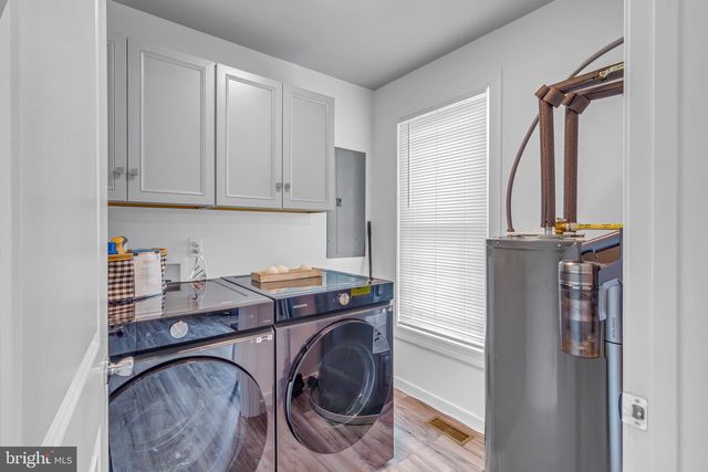 408 SMITH POINT RD, Reedville, VA 22539