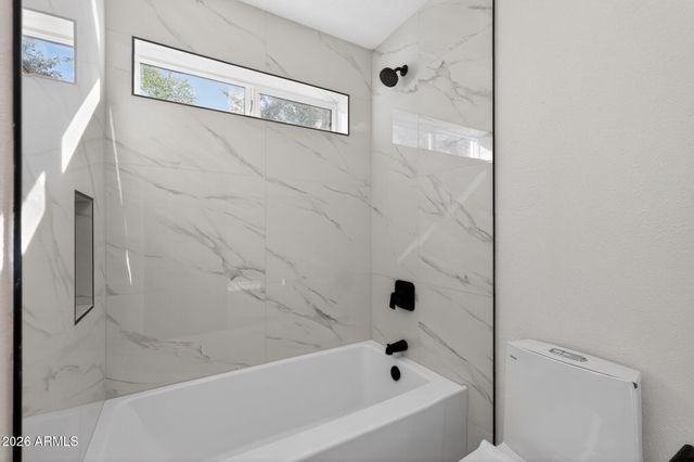 9 E Surrey Avenue, Phoenix, AZ 85022