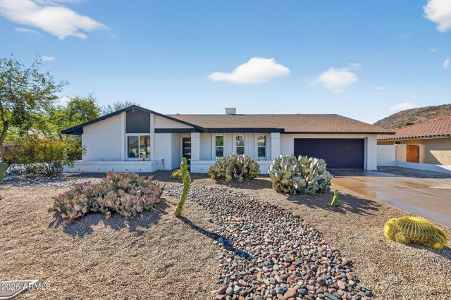 9 E Surrey Avenue, Phoenix, AZ 85022