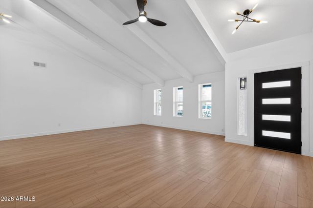 9 E Surrey Avenue, Phoenix, AZ 85022