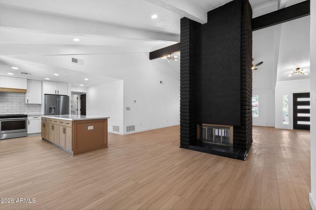 9 E Surrey Avenue, Phoenix, AZ 85022