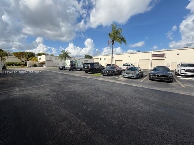 13977 SW 140th St 105, Miami, FL 33186