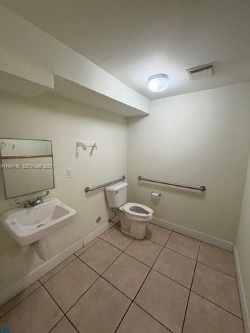 13977 SW 140th St 105, Miami, FL 33186