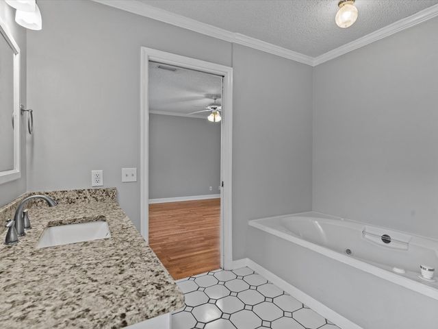 3602 Lake Oak Ridge Drive, Enterprise, AL 36330