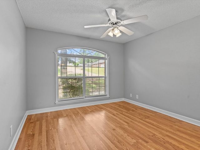 3602 Lake Oak Ridge Drive, Enterprise, AL 36330