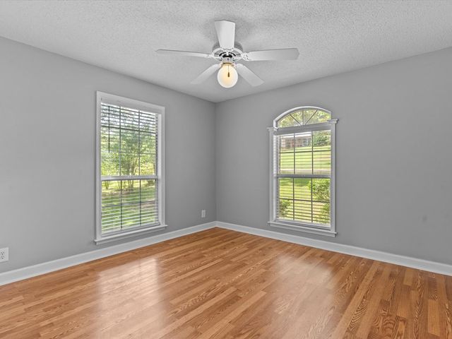 3602 Lake Oak Ridge Drive, Enterprise, AL 36330