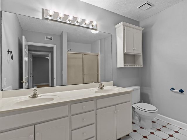 3602 Lake Oak Ridge Drive, Enterprise, AL 36330