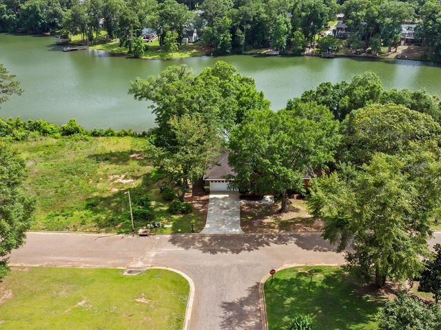 3602 Lake Oak Ridge Drive, Enterprise, AL 36330