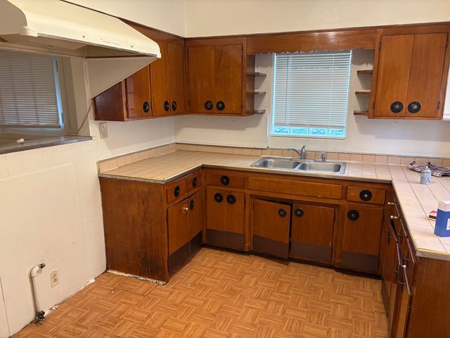 7936 Ogden Avenue 1R, Lyons, IL 60534