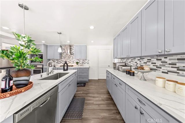 1301 W Roberta, Fullerton, CA 92833