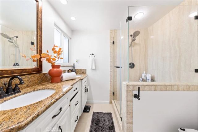 1301 W Roberta, Fullerton, CA 92833